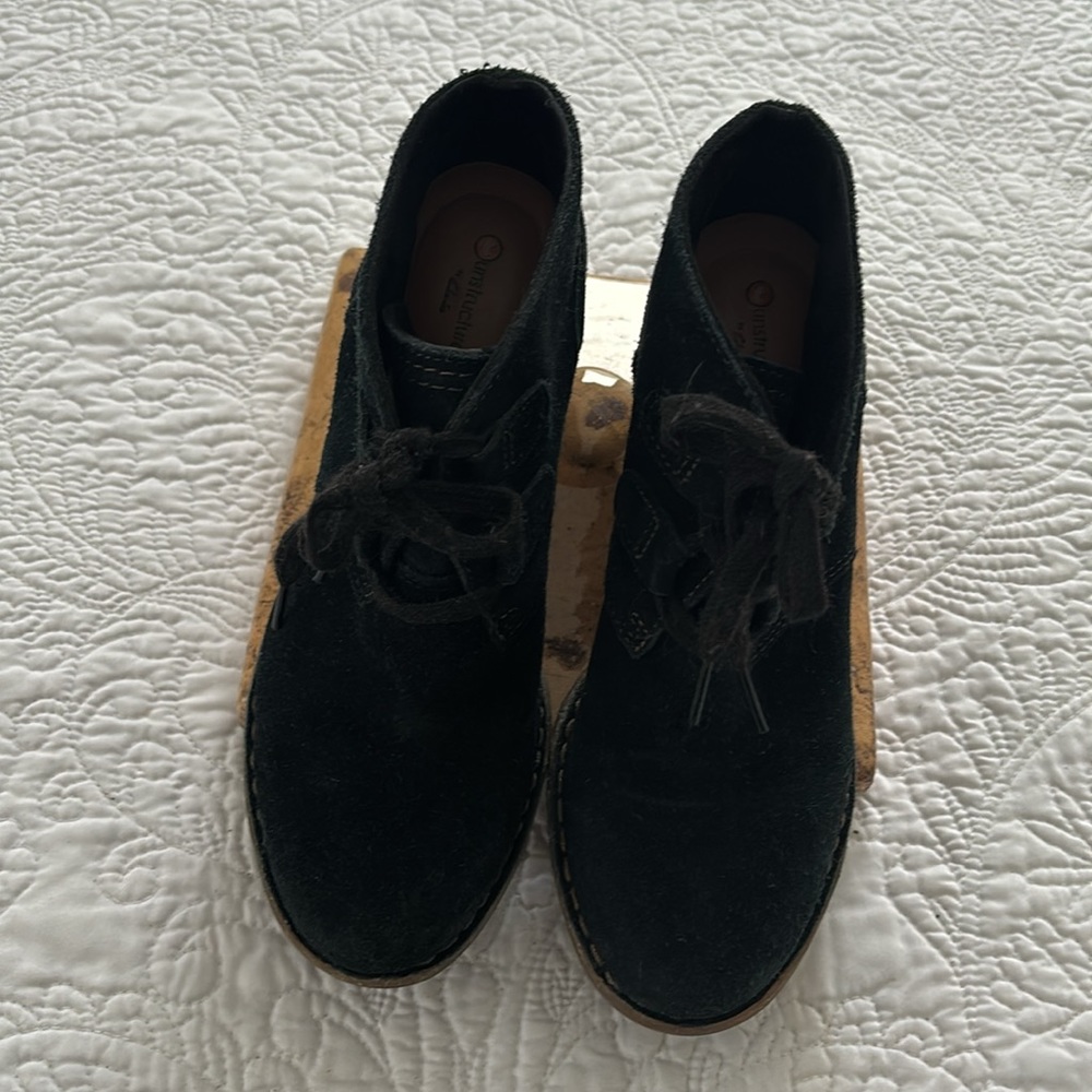 CLARKS Unstructured Booties - Picture 6 of 8